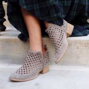 Jeffrey Campbell Taggart bootie